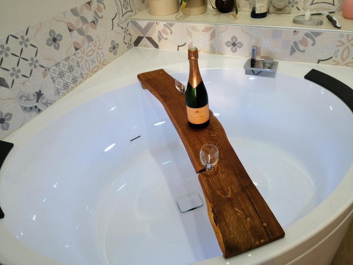 Le Clos Du 51 - Chambres D'Hotes Abondant Екстериор снимка
